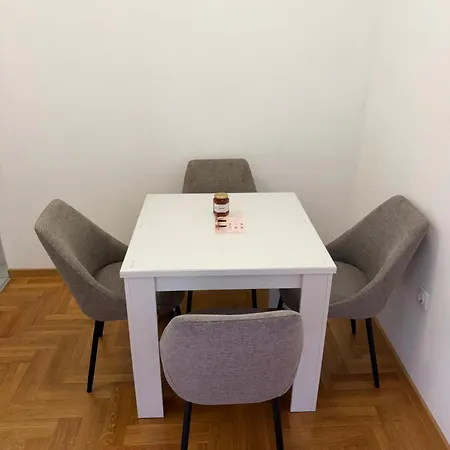 Hladovina 2 Appartamento *